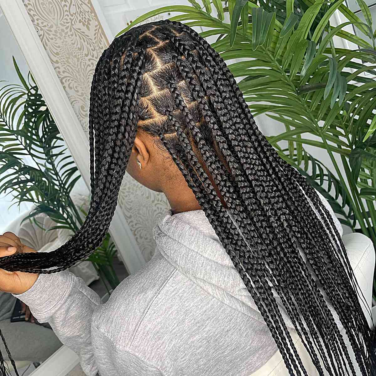 Knotless Braids (Medium Size)